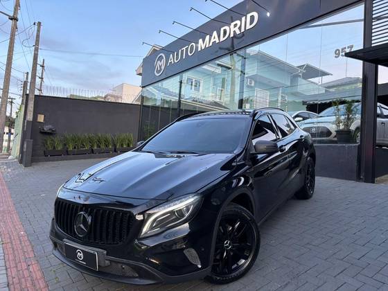 MERCEDES-BENZ GLA 200 1.6 CGI ADVANCE 16V TURBO FLEX 4P AUTOMÁTICO